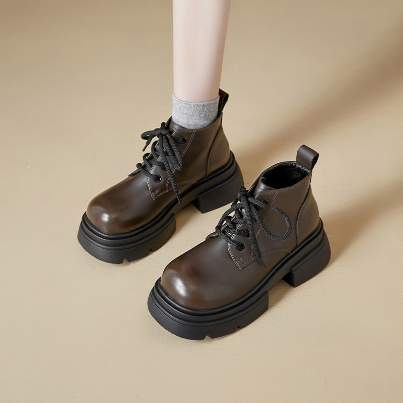 Augusto Lion Black Martin botas mujeres 2026 nuevo invierno tacones gruesos de altura baja botas cortas de correa de estilo inglés