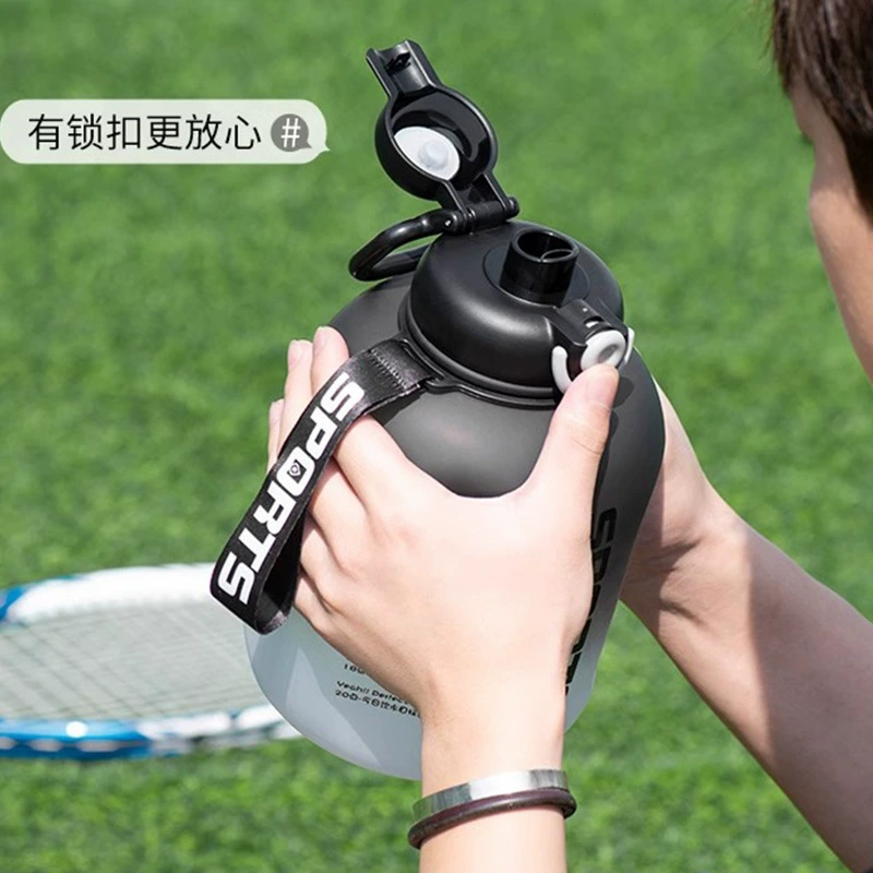 Men's capacious tea cup, plastic sports bottle for gym
