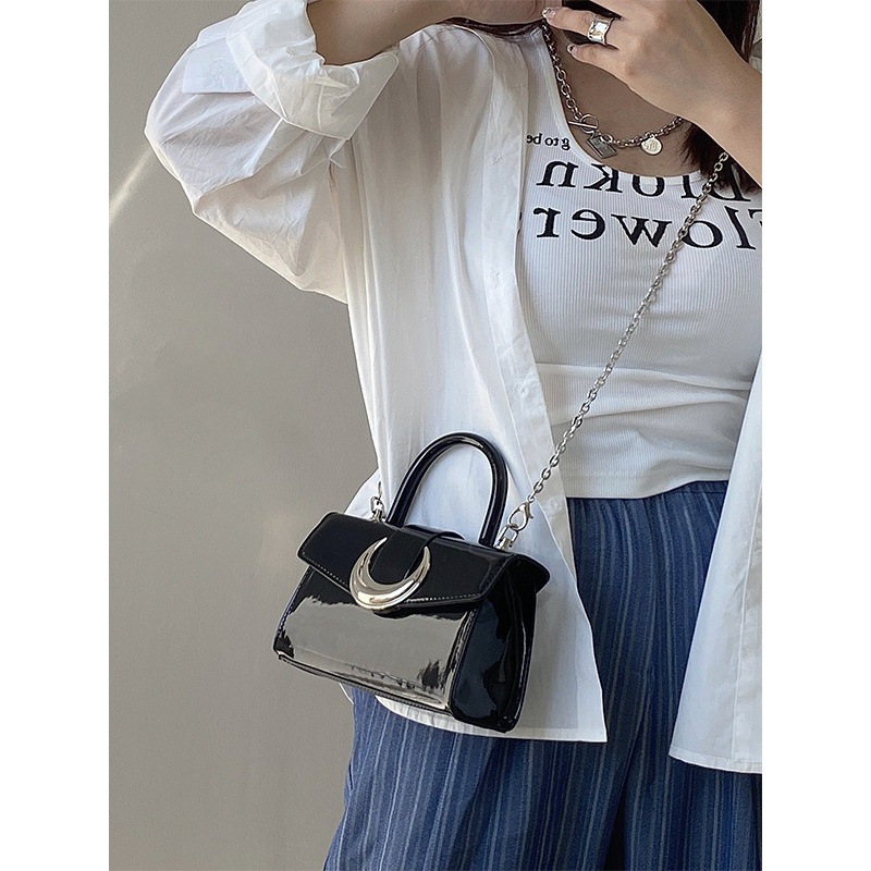 Bolso de mujer transfronterizo Moon lock Pack mujer 2025 bolso de cuero pintado cuadrado plateado cadena bolso de hombro
