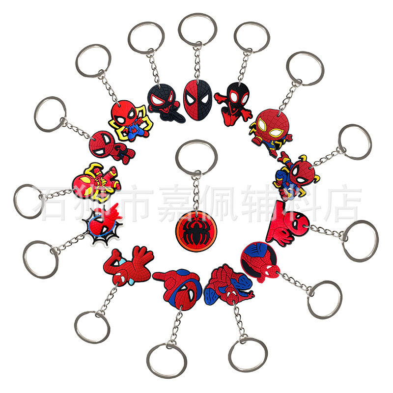 Spider-Man llavero adornos PVC de goma suave llavero accesorios DIY llavero pequeño regalo llavero colgante