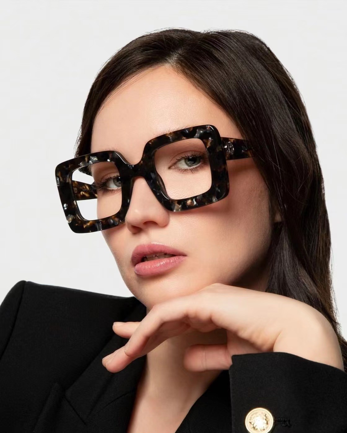 40g Weight Full Frame Glasses Structure Glasses Classification PC, UV400 Protection Lens Material Square Glasses Style Daily Occasion Leopard Pattern Women'S Gender Retro Style Retro Leopard PC UV400 Protection Square Full Frame Women's Sunglasses