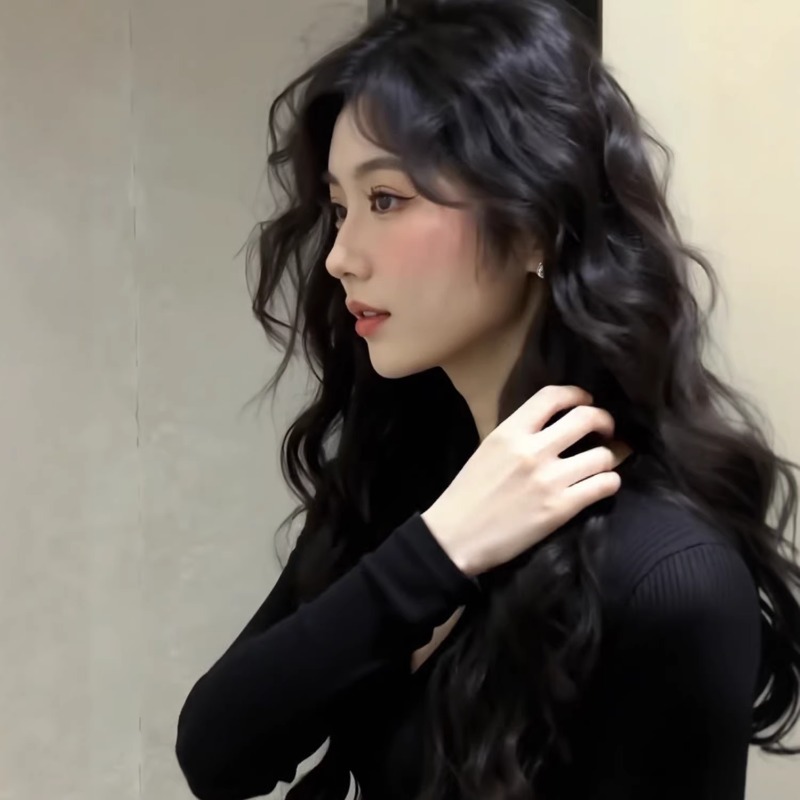 Kony pelucina de lana rizada larga cabello rizado en la red de huevos de Hong Kong temprano rojo lolita diaria cabeza completa para mujeres