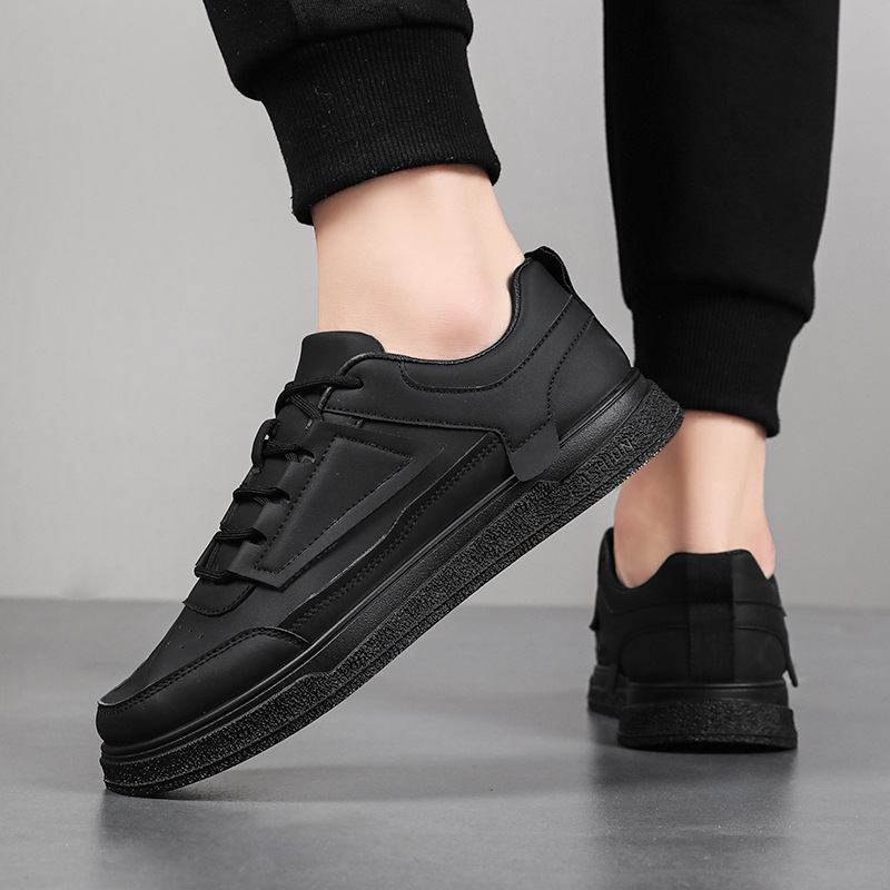 Zapatos de hombre 2024 nuevos zapatos blancos de otoño de moda coreana zapatos de skate juveniles zapatos deportivos casuales de moda hombres