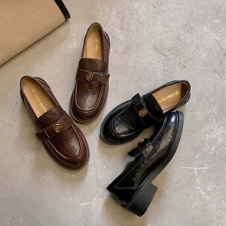 Ретро плоские туфли Lefu обувь женский 2025 новый британский универсальный черный кожаные туфли одиночные туфли