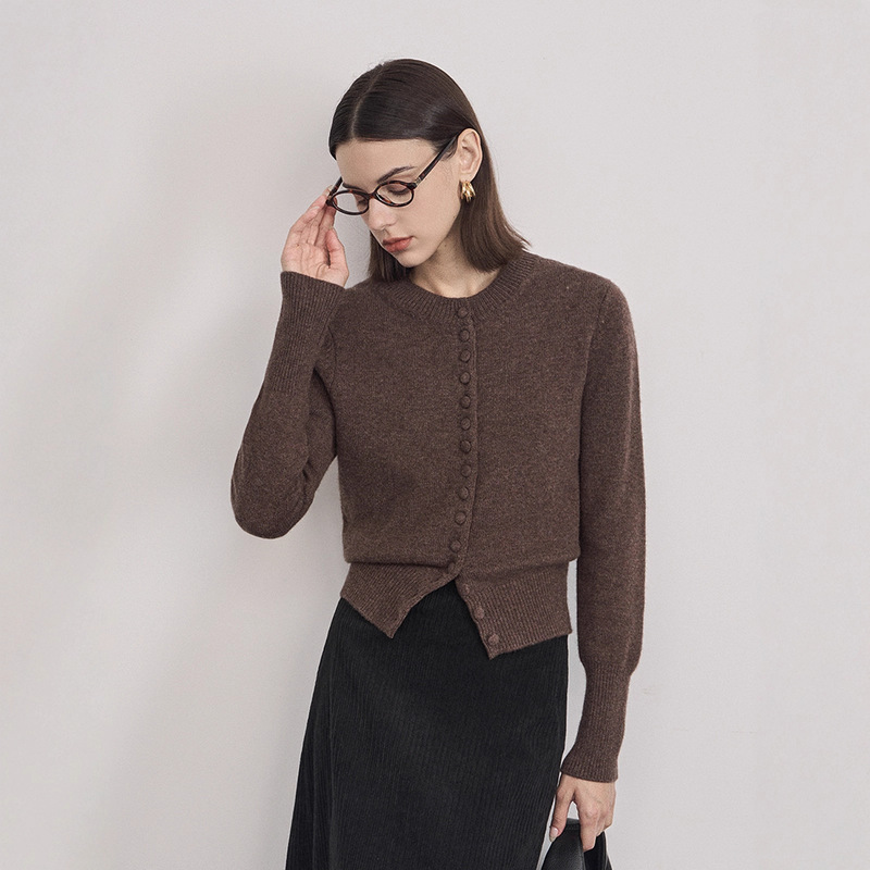 Pear Blossom's Sea High-End Brown Cardigan Round Neck Single-Breasted Jacket Women's Knitted Sweater Top Autumn