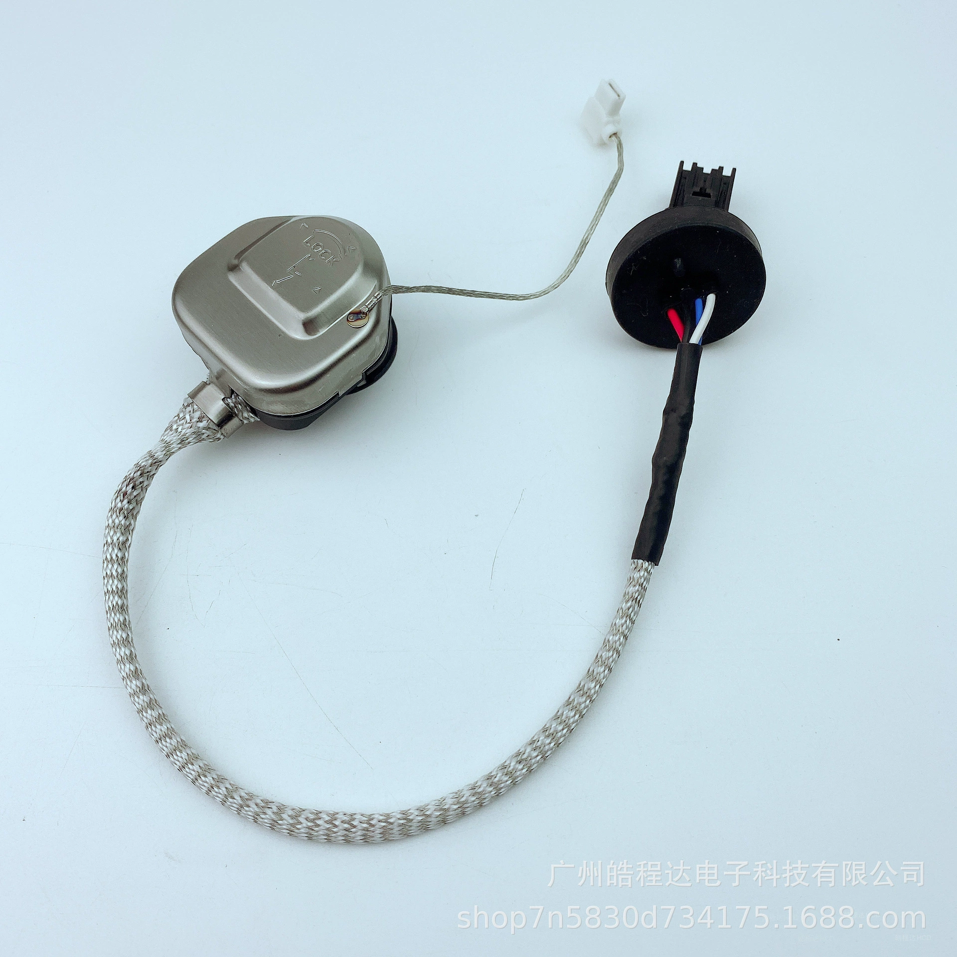 Новая внутренняя гарантия на 18 месяцев применима к переходному кабелю высокого давления для балласта Mitsubishi