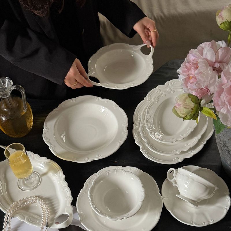 フランス中世スタイルの古典的な重工業レリーフセラミック洋食プレートデザートプレートシリーズ卸売|undefined