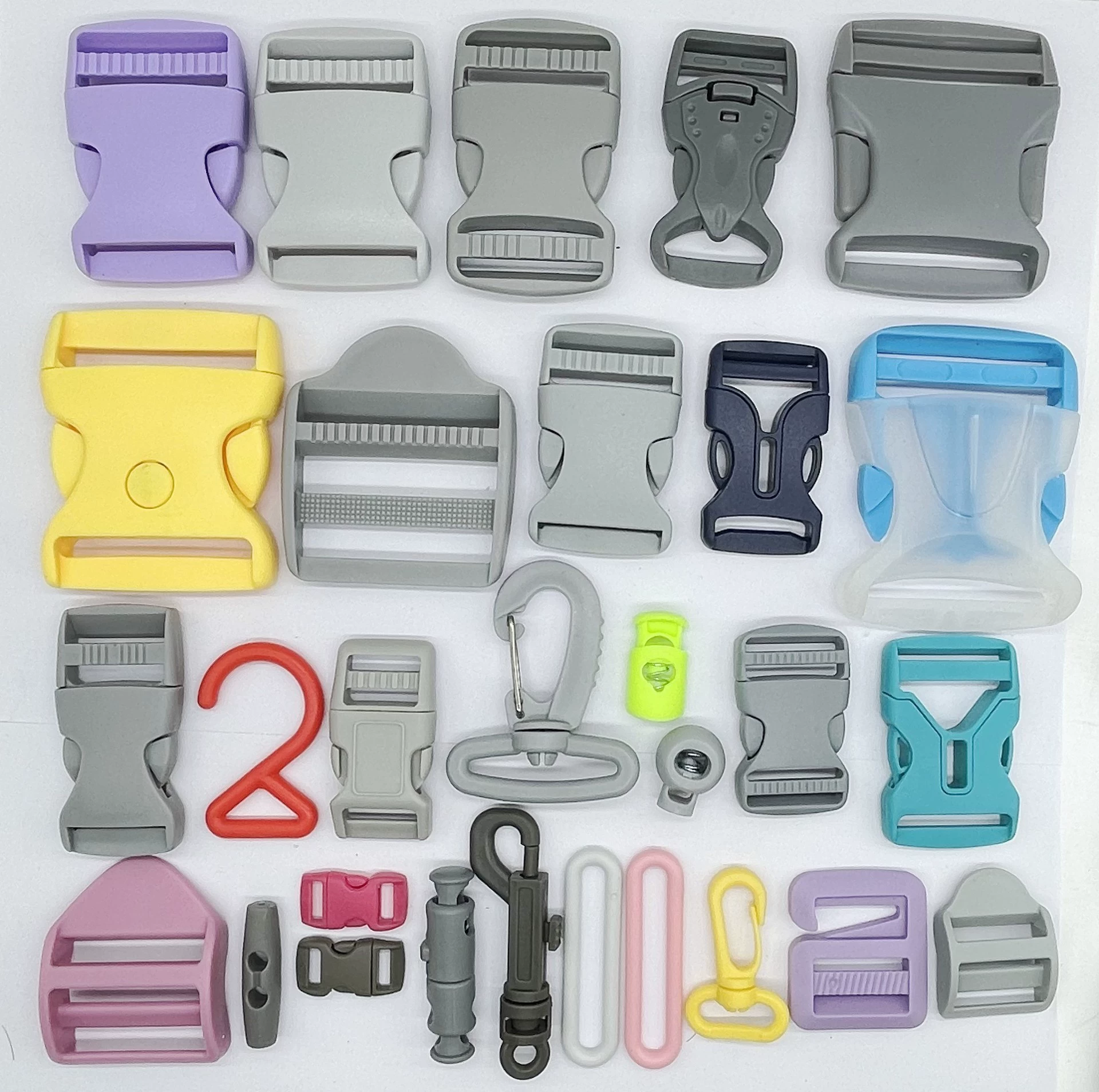 Заводские поставки, красочная пряжка для багажа, пряжка для школьной сумки, регулируемая пряжка, пряжка для поясной сумки, пряжка из помпона, красочная, можно сделать