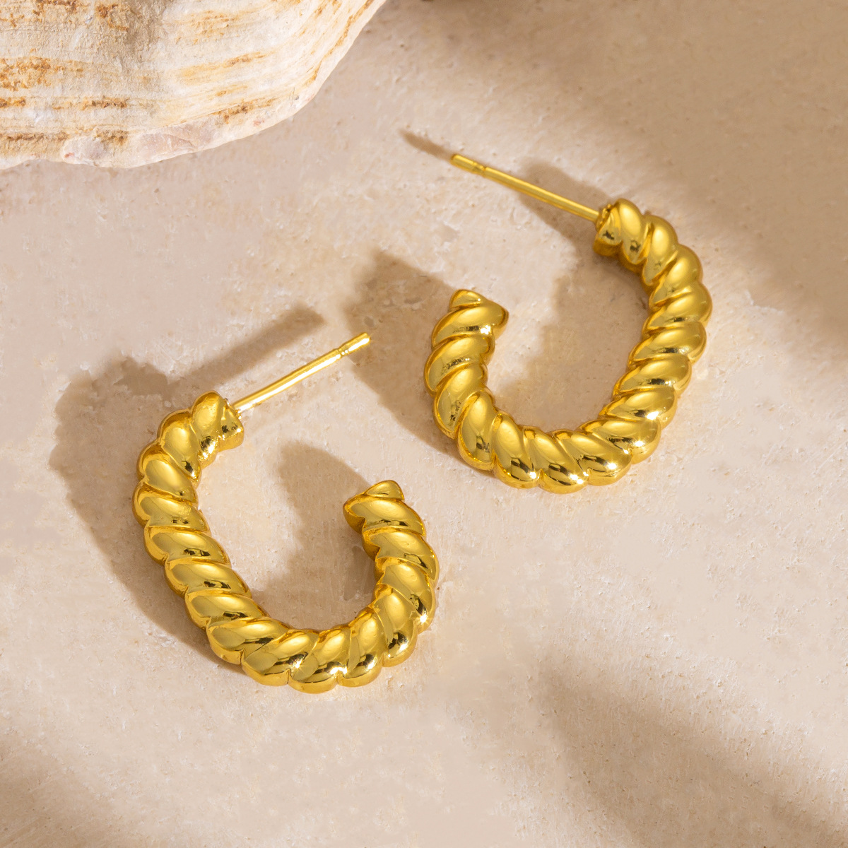 Versión coreana de pendientes simples e irregulares, pendientes de moda de todo fósforo