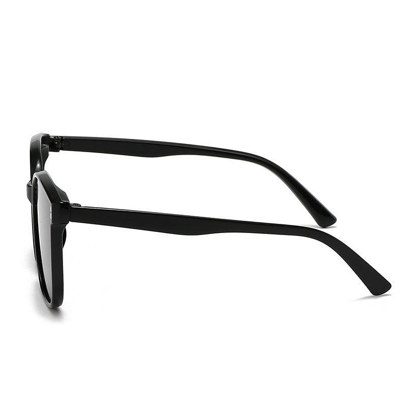 Gafas de Sol Retro para Niños de Policarbonato con Protección UV400 para Protección Solar y Viajes image 4