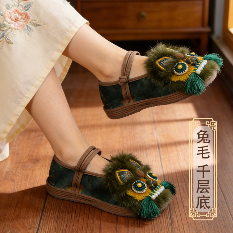 Tiger Head Shoes for Women, Adult Spring and Summer Multi-Layer Sole, Home and Outdoor Wear, Chinese Style Closed-Toe Half-Slippers, Pure Handmade Versatile Cloth Shoes Tiger Head Shoes for Women, Adult Spring and Summer Multi-Layer Sole, Home and Outdoor Wear, Chinese Style Closed-Toe Half-Slippers, Pure Handmade Versatile Cloth Shoes
