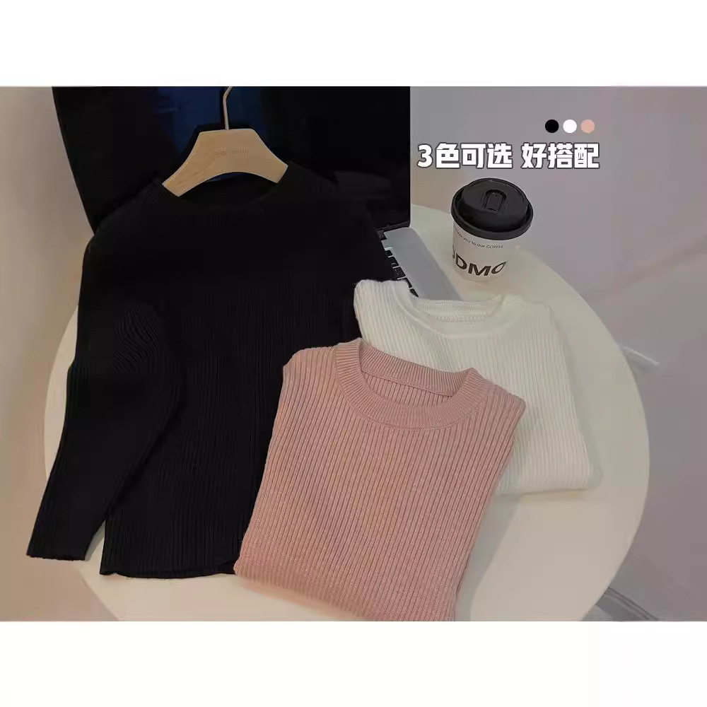 Niñas otoño y invierno nuevo estilo de tela de polilla de polilla de núcleo de hilo inferior con suéter para niños camisa de punto universal