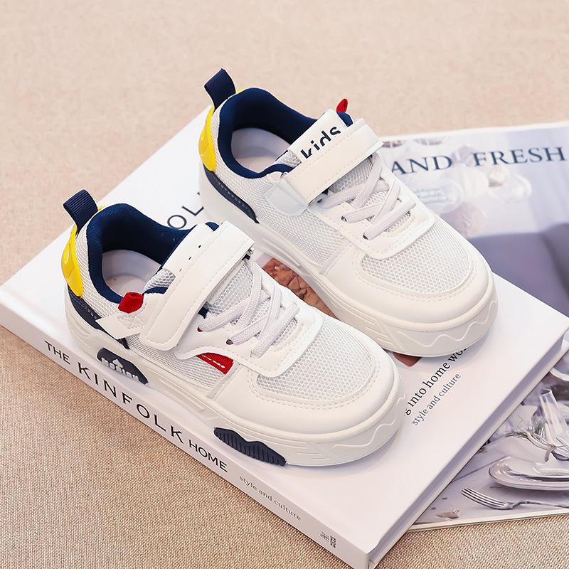 Zapatos de niñas de otoño 2025, nuevos zapatos de skate para niños, zapatos de deporte de otoño antideslizantes y transpirables, niños de mediana edad, niños ociosos