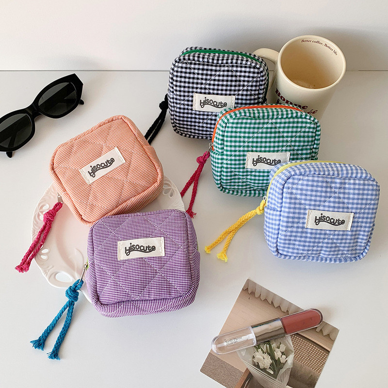 K-Style of Cute Mini Girl Plaid Square Lipstick Bag with Compartment Portable Small Cosmetic Bag Change Cosmetics Bag