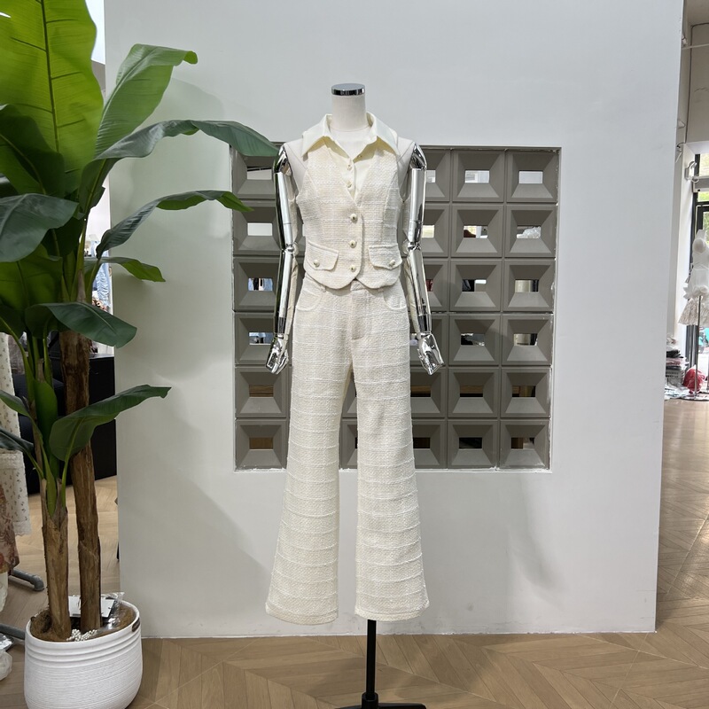 Amazon Sweet Cool French Style 2025 New Petite Detachable Fake Collar Knitted Vest + Straight Knitted Pants New