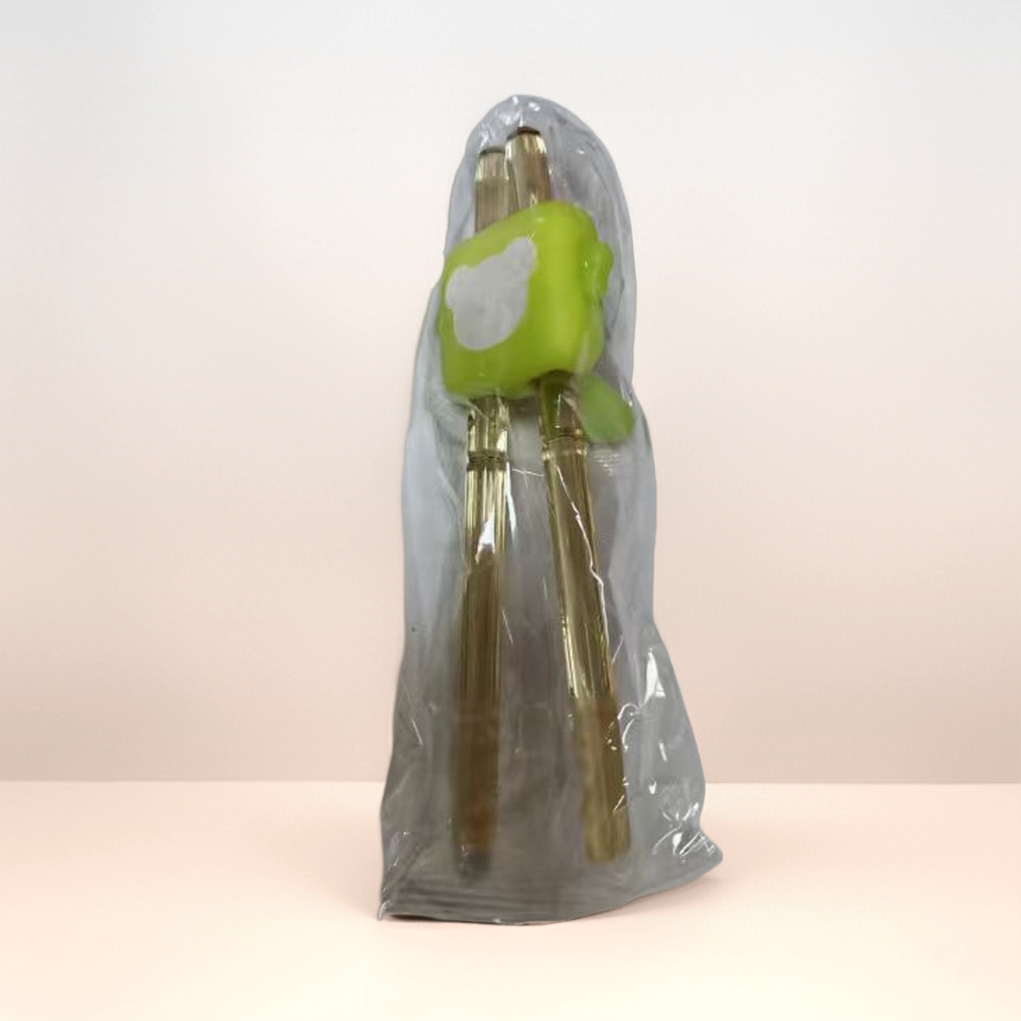 곰돌이 조절 젓가락 그린 (Gomdori Jojeol Jotgapak Geurin)