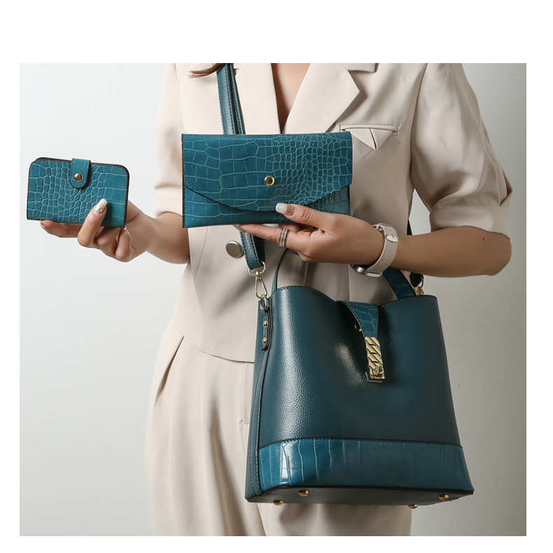 656g Weight Polyester Lining Material Lock clasp Closure Type Single Shoulder Strap Strap Type Crossbody Bag Bags Type Daily Occasion Pu Leather Material Solid Color Pattern All Seasons Season Women'S Gender Fashion Style Bucket Shape Medium Size Women's Medium Pu Leather Solid Color Fashion Bucket Lock Clasp Crossbody Bag 20