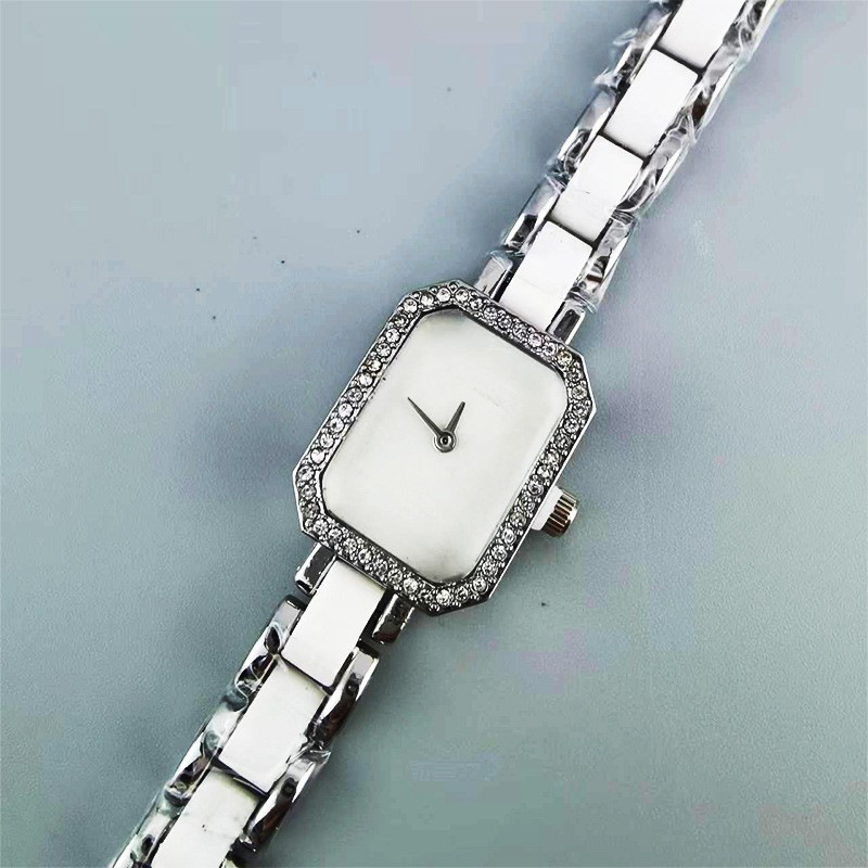 Nuovo lusso leggero Ms. Xiangjia lo stesso orologio al quarzo semplice in ceramica scoppiata_voghion.com