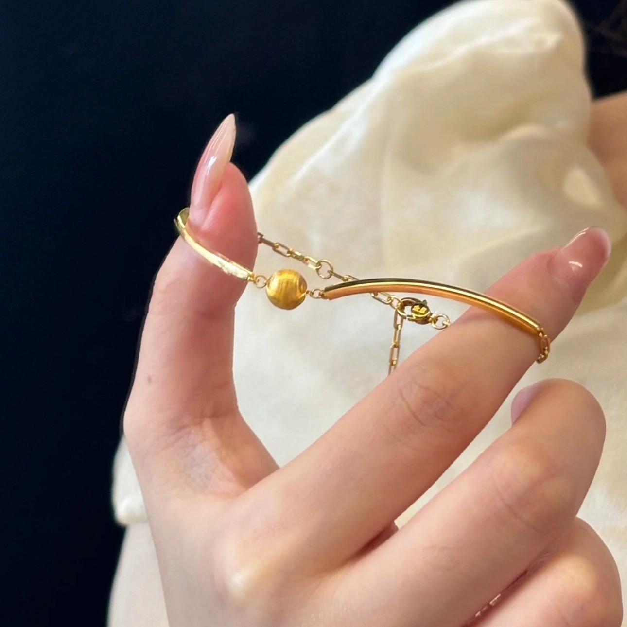 New Retro Cat Eye Bracelet Women's Instagram Style Niche Design Advanced Sense Simple All-match Little Red Book Same Style