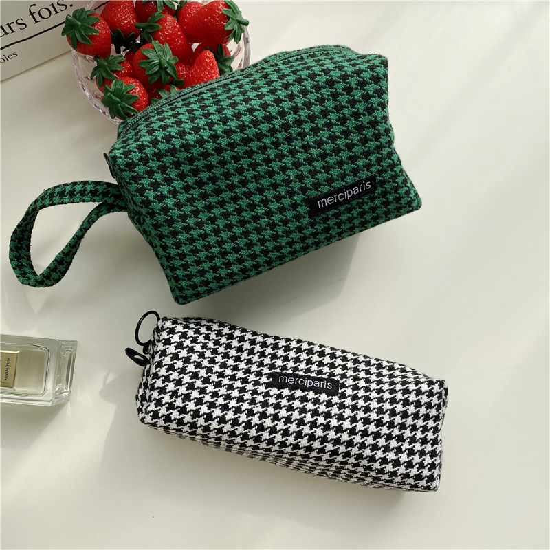 19171 Korean-style woolen checkered artistic pen case, ins Japanese-style storage and organization bag, canvas cosmetic bag, stationery bag undefined