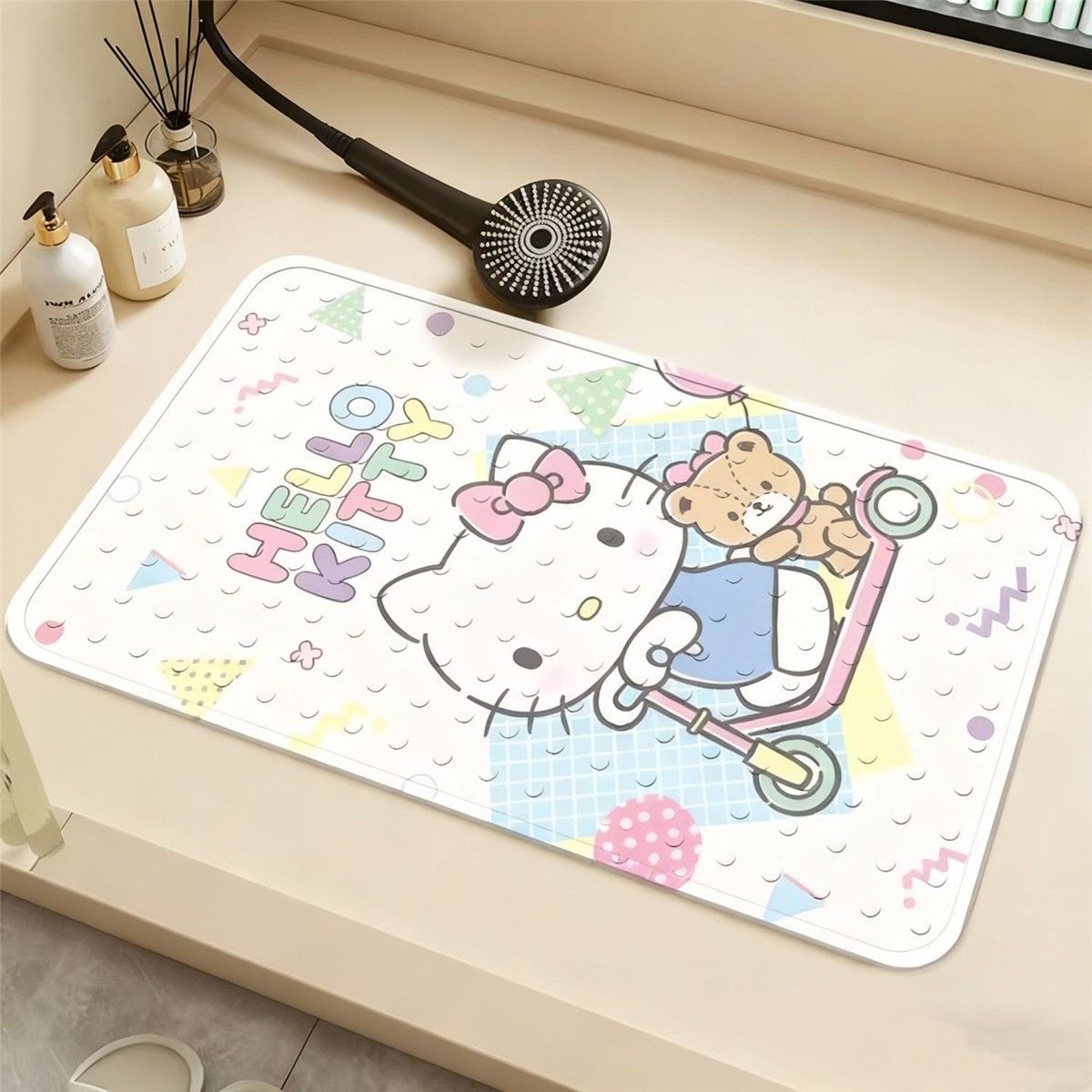 Hello Kitty bathroom anti-slip mat PVC shower and restroom anti-fall suction cup mat washroom shower no-wash floor mat