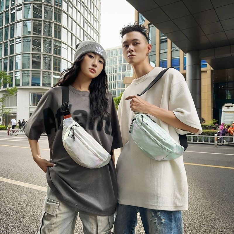 New laser-reflective minimalist chest bag, trendy casual bag for students, waist bag, crossbody bag, unisex outdoor shoulder bag, versatile