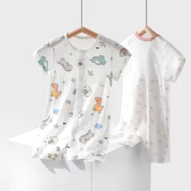 连身衣、爬服;儿童袜;童套装