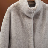 Демисезонная бархатная короткая удерживающая тепло модная куртка