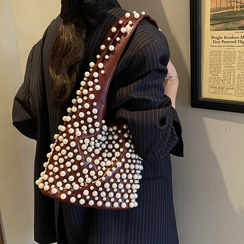 Bolsas retro europeas y estadounidenses transfronterizas bolsas de hombro de gran capacidad para mujeres bolsas axilales personales de perlas de viaje bolsas de cubo de agua