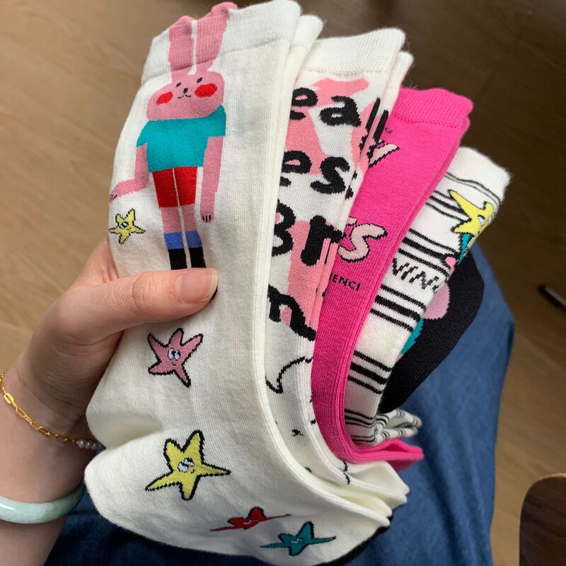 Women's Korean-style mid-calf ins fashionable JK girl's Japanese cute bunny pattern illustration cartoon couple mid-calf socks Women's Korean-style mid-calf ins fashionable JK girl's Japanese cute bunny pattern illustration cartoon couple mid-calf socks