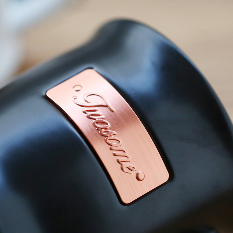 Tazas de cerámica originales tazas de agua tazas de café tazas de bronce tazas de grabado en relieve LOGO al por mayor