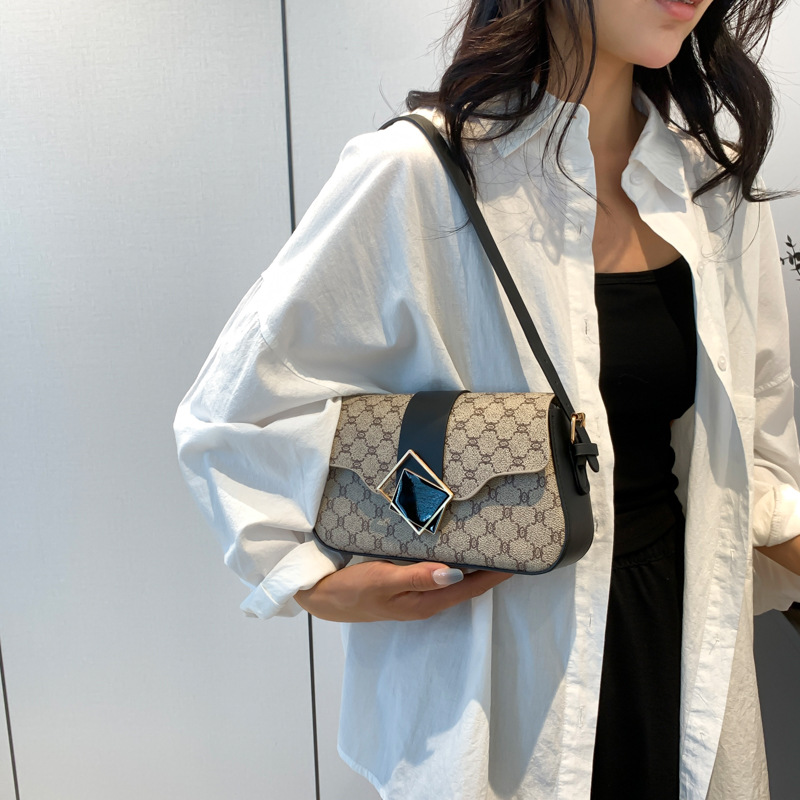 2024 nueva moda extranjera hombro brazalete simple bolso de viaje de moda bolso cuadrado hermoso mochila casual para mujeres