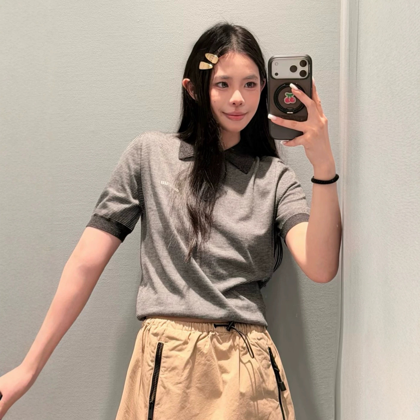 Original high-quality MU brand color-block striped polo shirt, new summer style, collared casual knitted short-sleeved top for women.