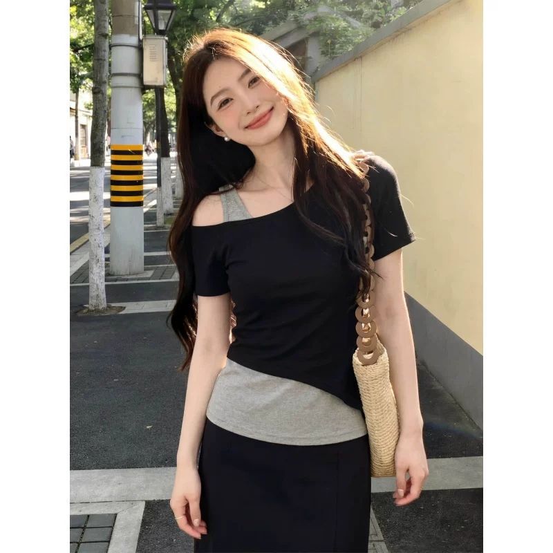 Korean-Style Irregular One-Shoulder Short-Sleeve T-Shirt for Women, Summer Season, Very Stylish with a Faux Two-Piece Design, Slim Fit, Off-Shoulder Top Korean-Style Irregular One-Shoulder Short-Sleeve T-Shirt for Women, Summer Season, Very Stylish with a Faux Two-Piece Design, Slim Fit, Off-Shoulder Top
