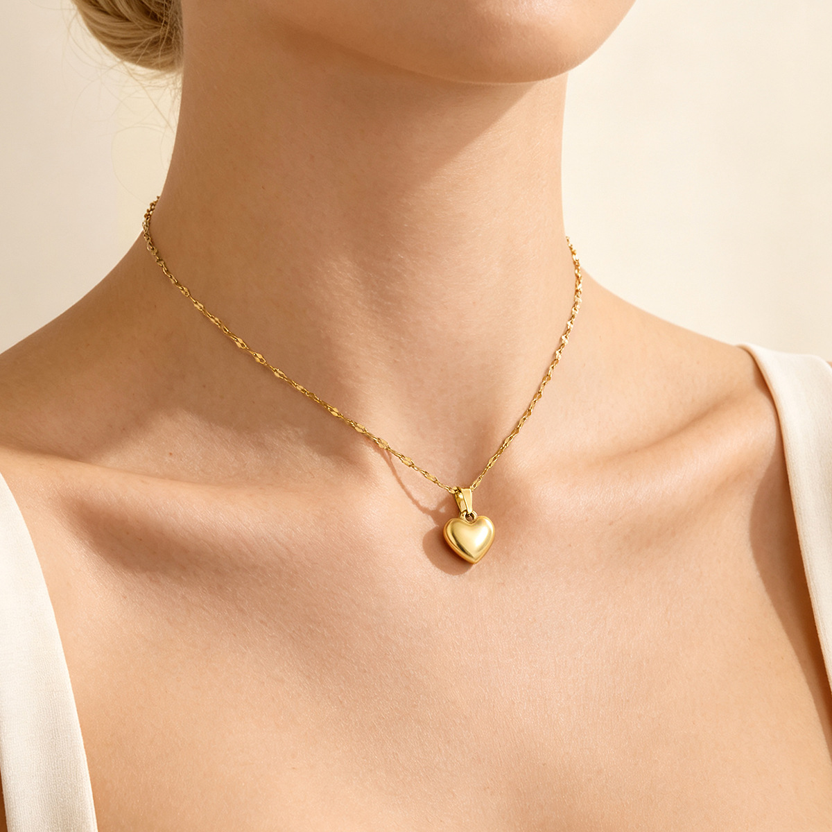 欧美跨境钛钢爱心项链手链女套装轻奢小众高级感心形锁骨链首饰品