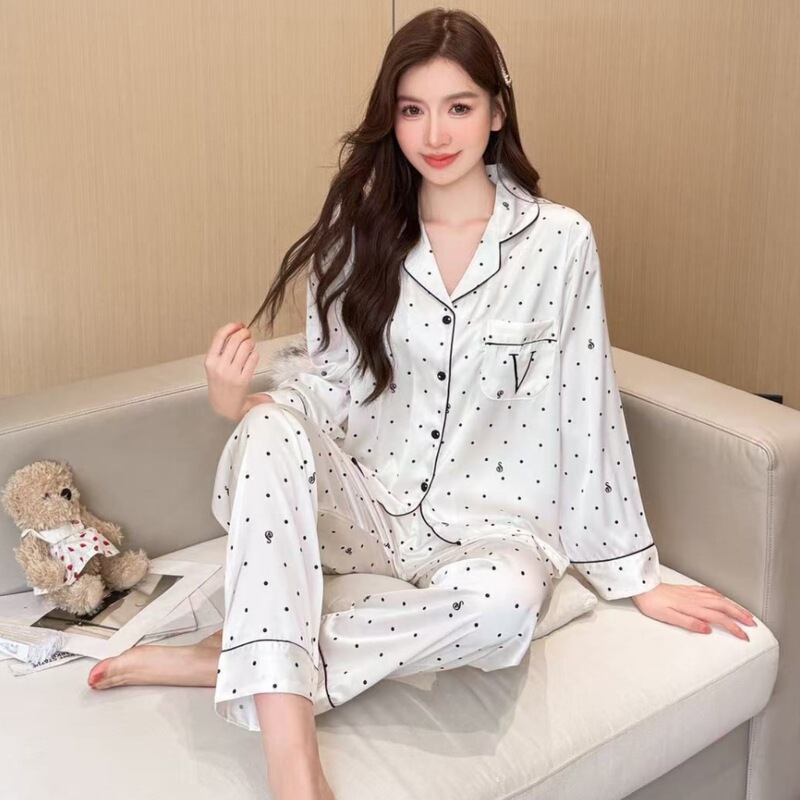 Black and white polka dot ice silk pajamas for women, spring and autumn, long-sleeved, buttoned, embroidered, high-end, can be worn outside, two-piece home wear set