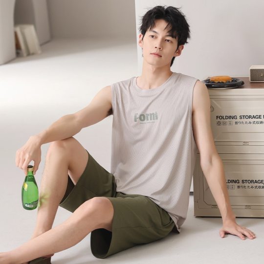 Ice Silk Thread Men's Pajamas Summer Thin Round Neck Vest Shorts Youth Casual Loose Explosive Home Clothes