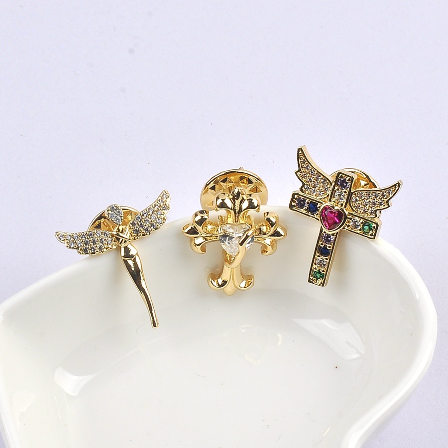 Unisex Gender Retro Classic Style Pin Cross Wings Copper Plating Unisex Brooches