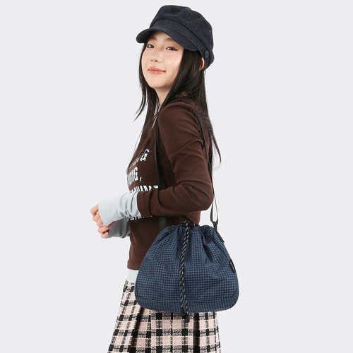 New Style Drawstring Fashion Shoulder Bag for Women Commuting Leisure Lightweight Single Shoulder Mom Bucket Bag