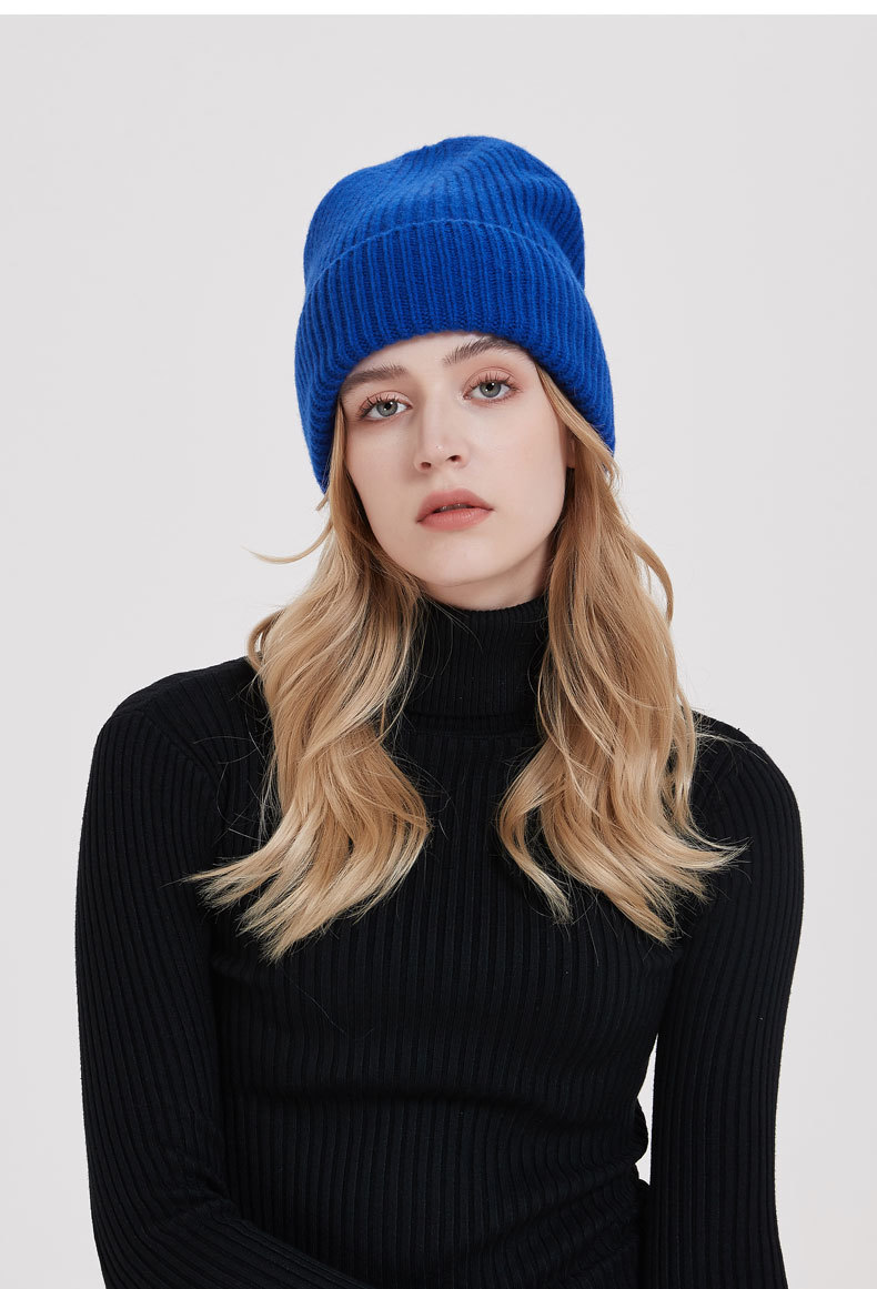 Unisex Simple Style Solid Color Eaveless Wool Cap display picture 4