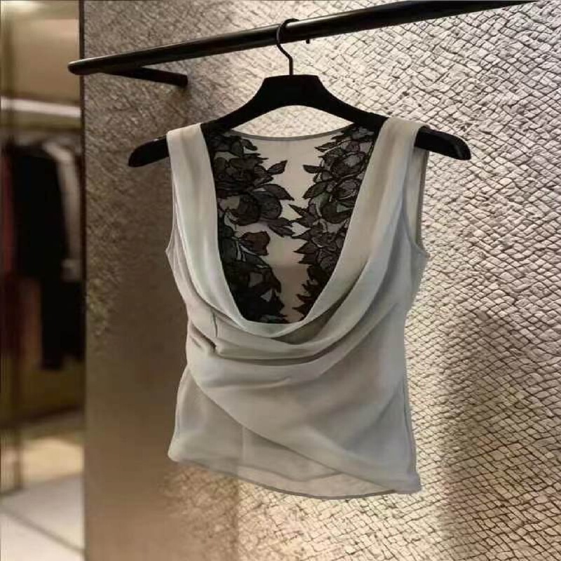 French-Style Lace Patchwork Sleeveless Vest for Women, Slimming and Elegant Top, Super Stylish, High-End, Chic, 2026 New Model French-Style Lace Patchwork Sleeveless Vest for Women, Slimming and Elegant Top, Super Stylish, High-End, Chic, 2026 New Model