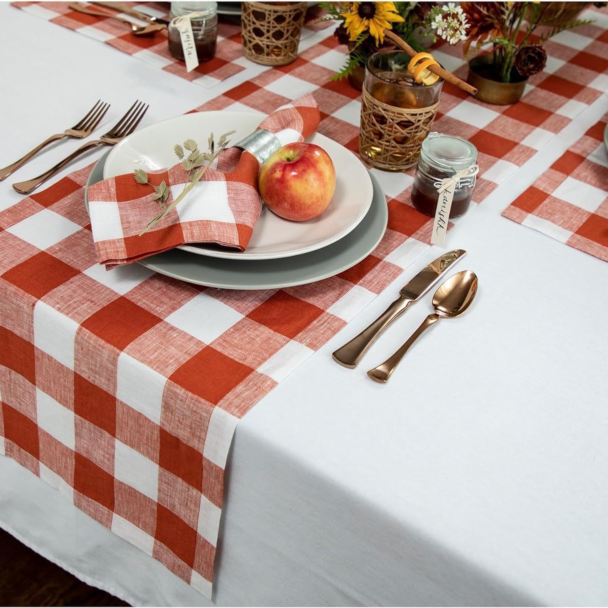 에든버러 오렌지 & 화이트 체크 테이블 러너