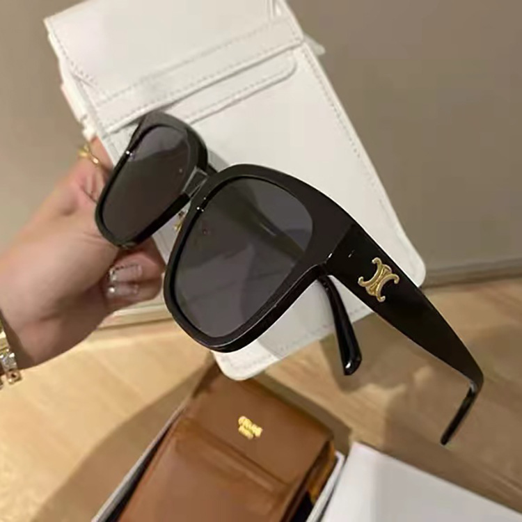 Ultra-Light Anti-Radiation Square Frame Sunglasses European and American Stylish Thick Edge Fashion Trendy Glasses Frame Hip-Hop Men and Women Xiaohongshu