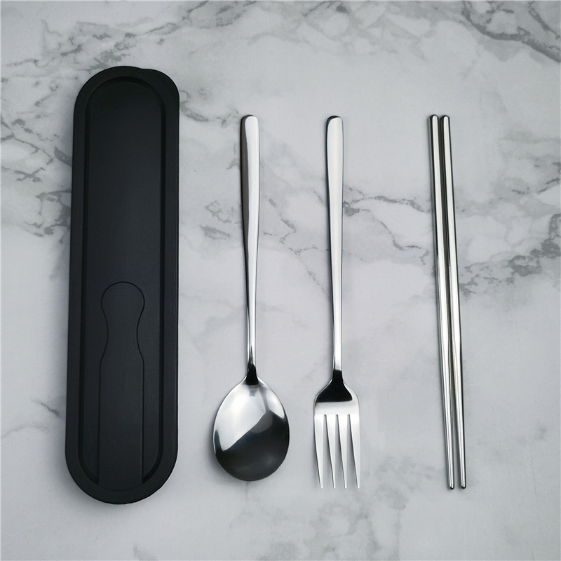 304 de acero inoxidable vajilla estilo coreano palillos conjunto de tres piezas traje portátil estudiante comedor al aire libre logotipo impreso