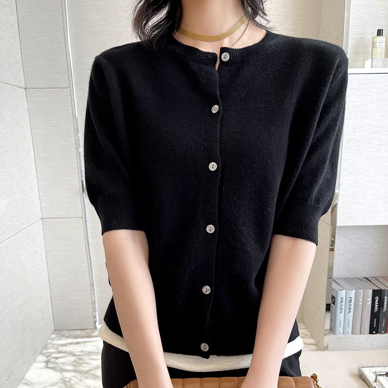 2021春夏款羊絨中袖女圓領寬松型半袖單排扣純羊毛針織開衫打底衫