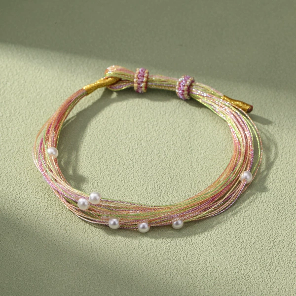 No. 2 yellow-green pearl bracelet