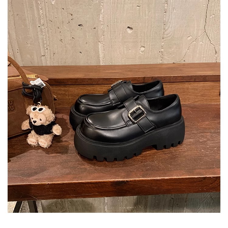 Nuevos zapatos de cacho de invierno y cacho de madres de uva, zapatos de cacho