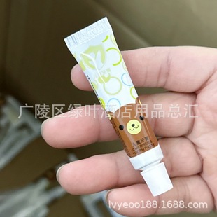 Hotel Room Kidsren's Toothpaste Cleaning Care Containing Fluoride and Anti-Moth Strawberry Flavored Crystal Powder Paste Cute Bear Tuyue