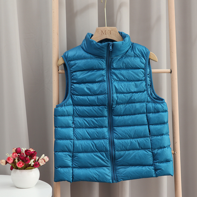 Lightweight and Portable down Vest for Women, Short Style with Stand Collar, 2026 Autumn and Winter, Suitable for Layering or Wearing as Outerwear, Made with White Duck down