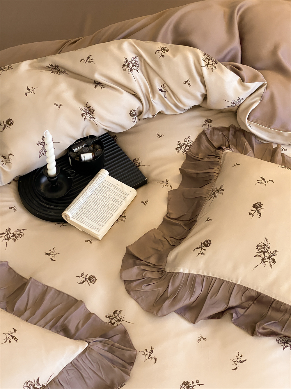 Nordic Vintage Boho Style Duvet Cover Set In Tencel Ice Silk_voghion.com